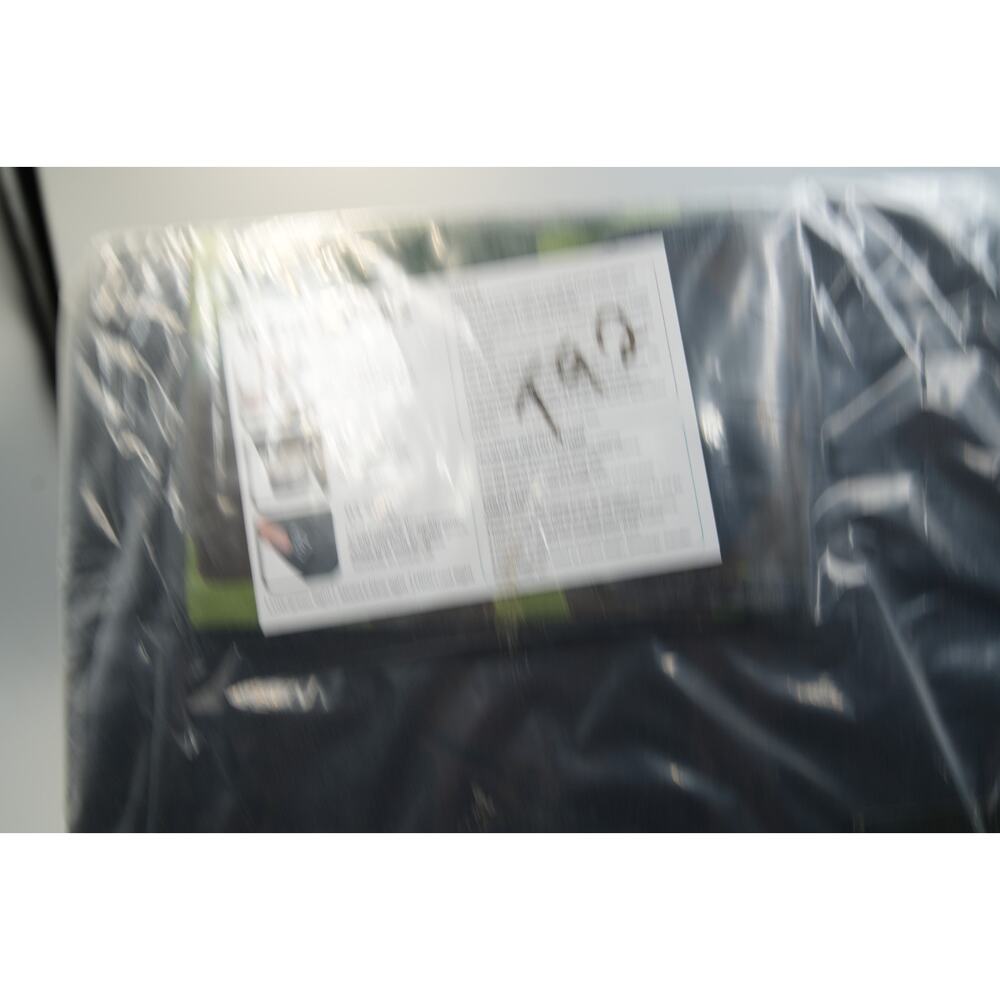 Heated Camouflage Seat Cushion with Power Bank Pocket – Portable & Washable - Picture 2 of 4